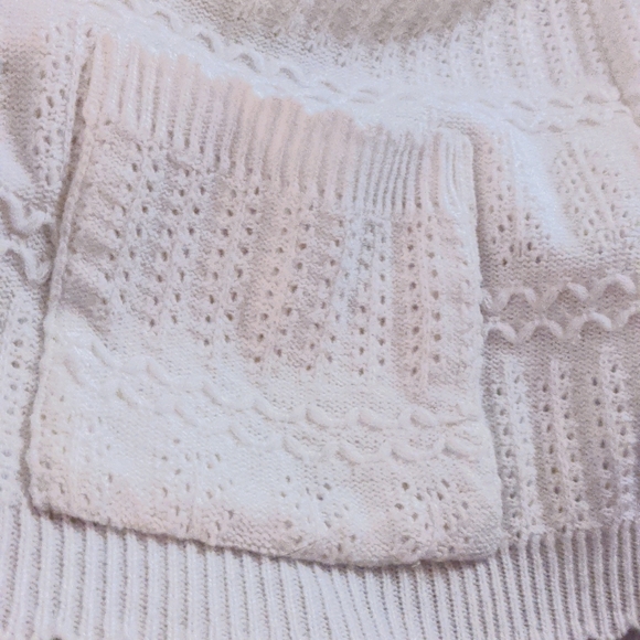 Vintage Huntington Ridge Knit Vest Button Up VNeck in White, Large - Picture 9 of 10